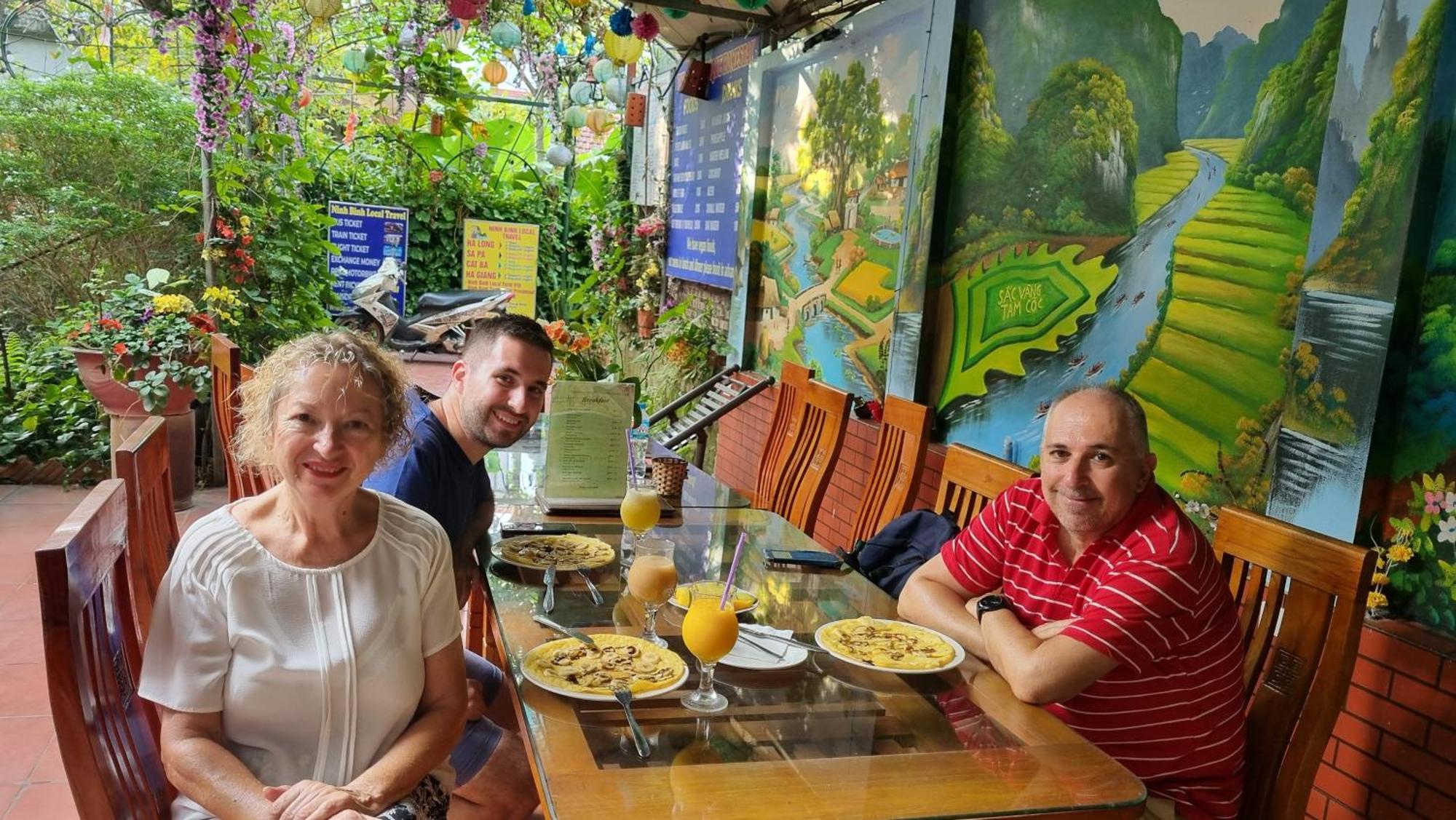 Phi Hung'S Unique Homestay นิญบิ่ญ ภายนอก รูปภาพ